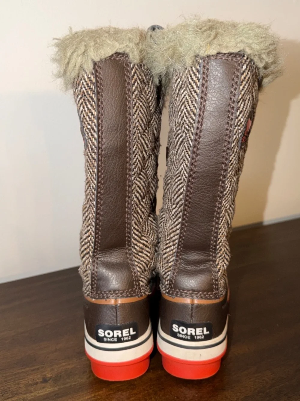 SOREL Tofino II Snow Winter Boots Womens Size 5 Brown Herringbone Tall Faux Fur